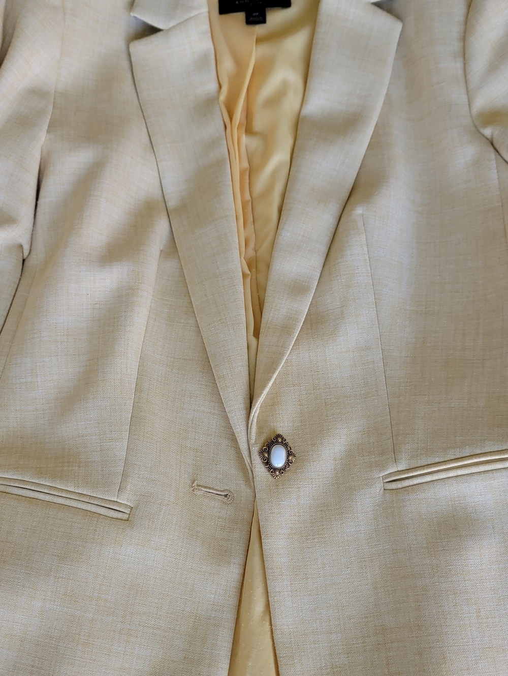 Ann Taylor Yellow 3/4 Sleeve Blazer Jacket Sz: 00P - Picture 11 of 16